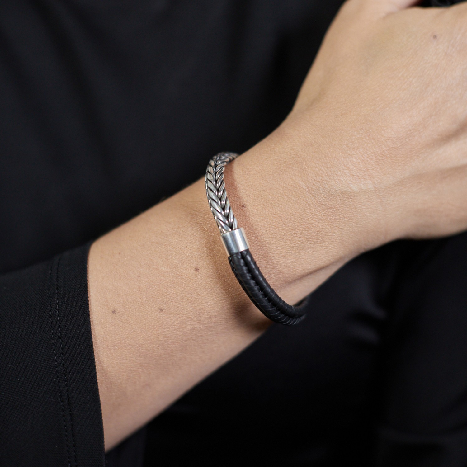 193BLK armband leer zwart | Jewellery© | Official webshop