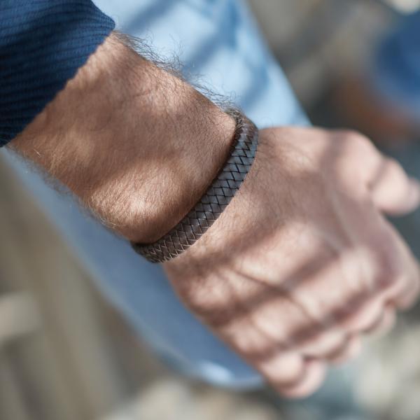 841BRN Armband Bruin Heren ALPHA Collectie