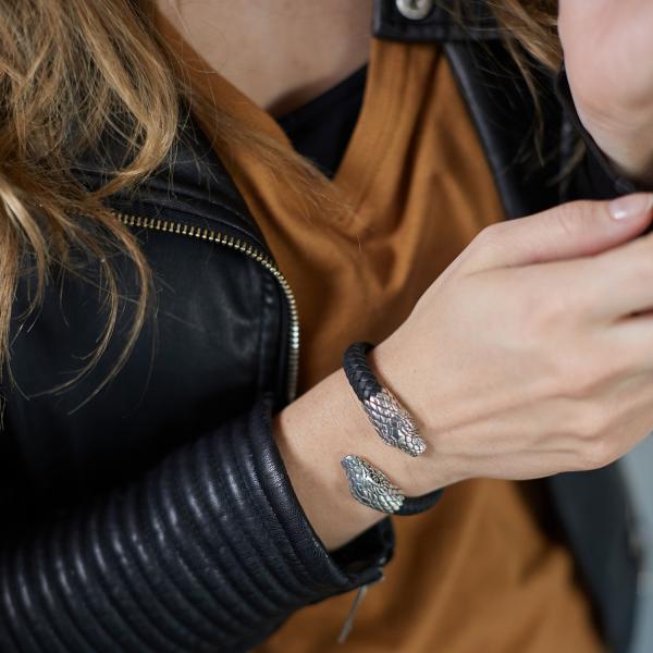 S21BLK Slangen Armband Leer Dames Fierce Collectie