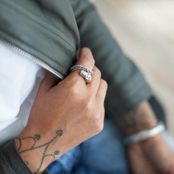 S28 Zilveren Slangen Ring Dames Fierce Collectie