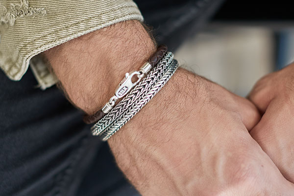 Pessimistisch Wirwar onpeilbaar Top 5 Zilveren armband heren van SILK Jewellery